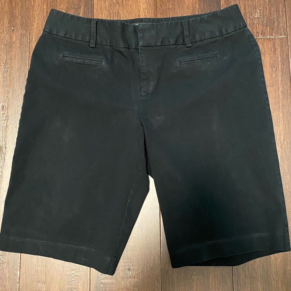 INC size 8 black bermuda shorts.